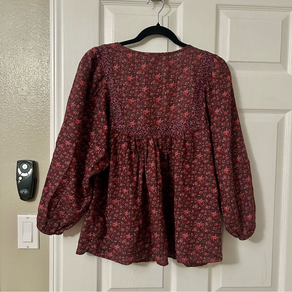 Lucky Brand Red Floral Peasant Flowy Top - Picture 5 of 5